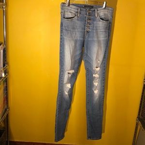 Button up ripped Trendy skippy jeans